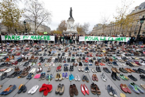 Paris'te yapılan gösteriden bir fotoğraf