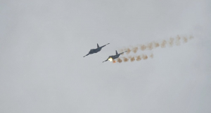 Rusya'ya ait uçaklar da operasyona havadan destek veriyor