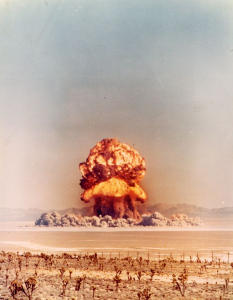ABD'nin 1950'lerde gerçekleştirdiği bir nükleer silah denemesi