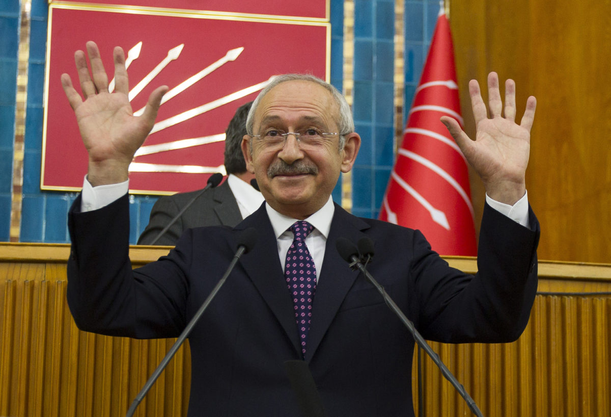 CHP'de büyük kriz: Kılıçdaroğlu dokunulmazlıkta AKP'nin kuyruğuna takılınca kazan kalktı