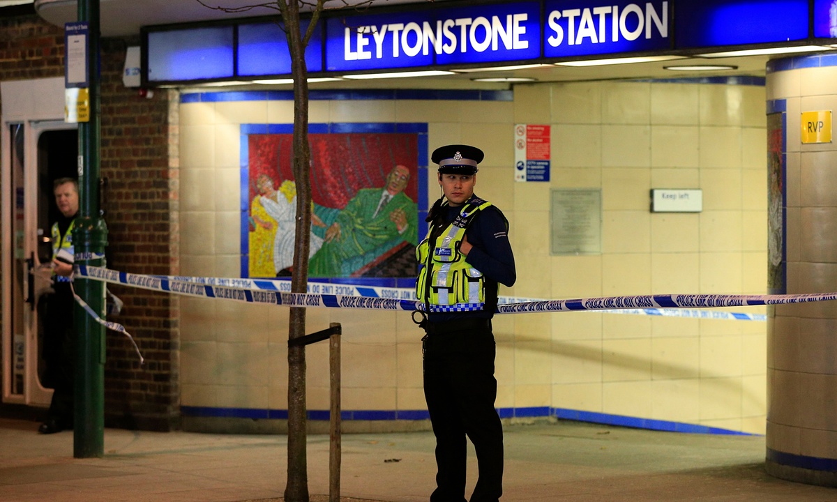 Londra metrosunda saldırı