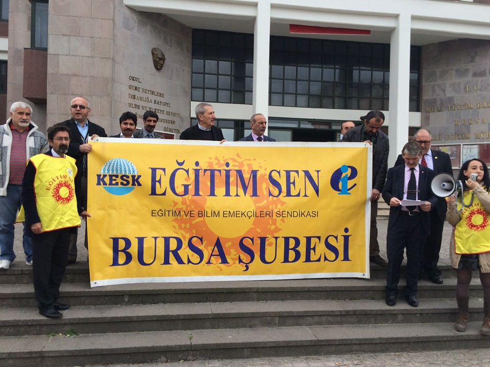 Bursa’da 27 öğretmene hapis cezası