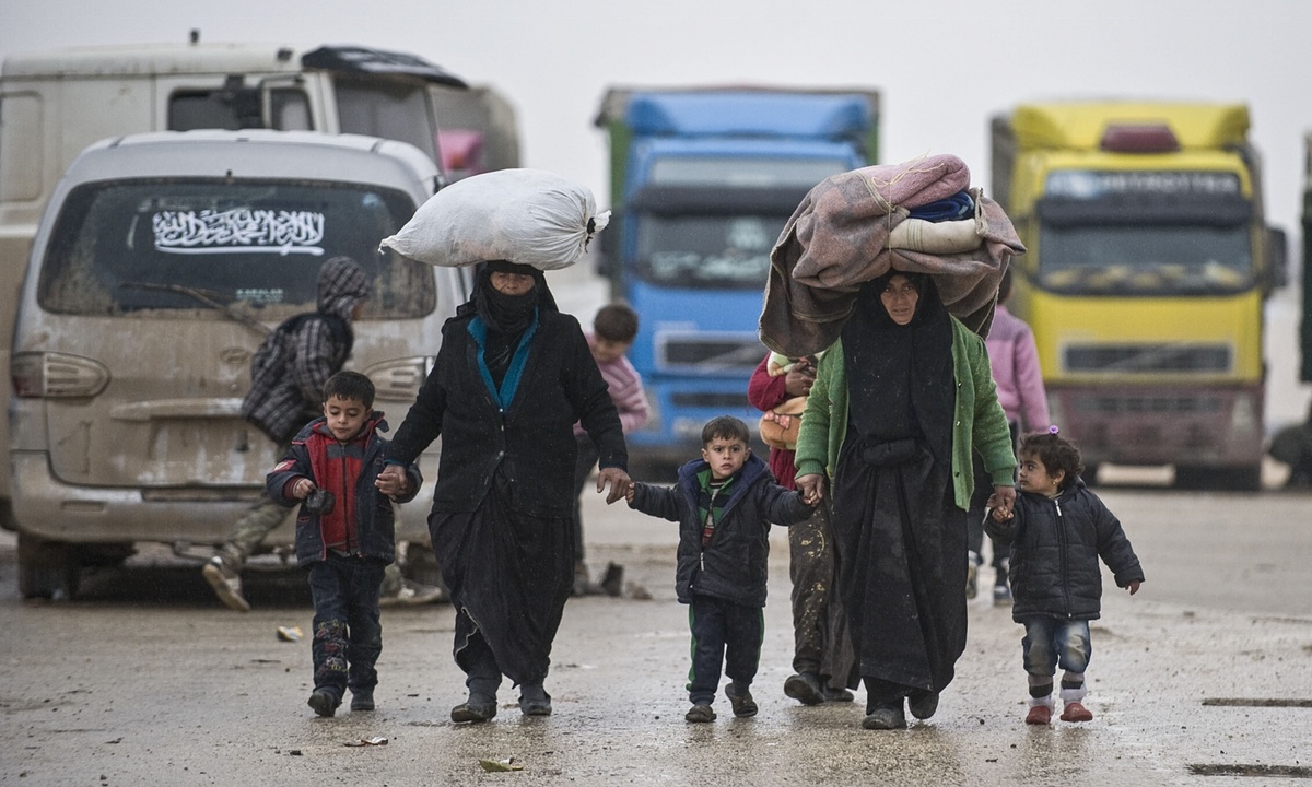 BM'den Türkiye'ye 'sınırlarını Suriyelilere aç' çağrısı