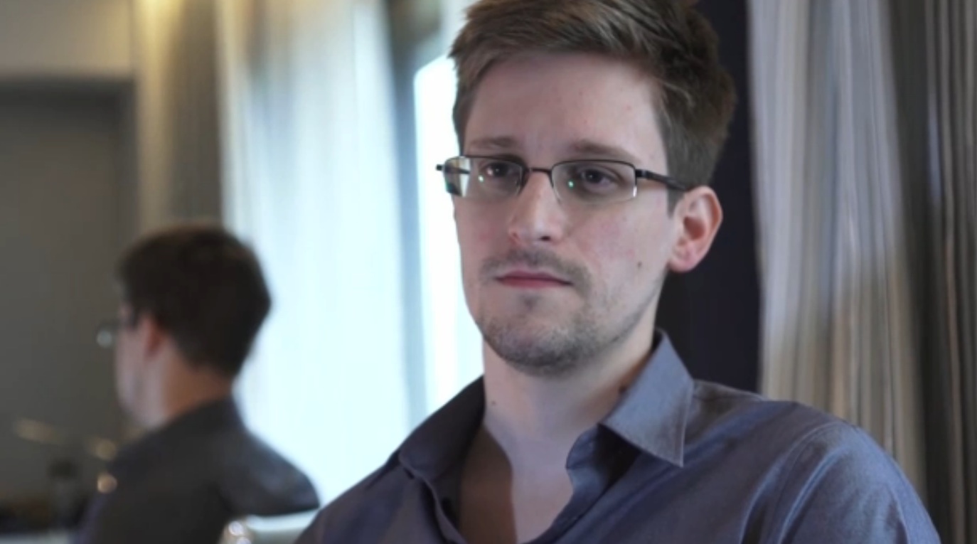 Snowden'den uyarı: Yahoo hesaplarınızı kapatın