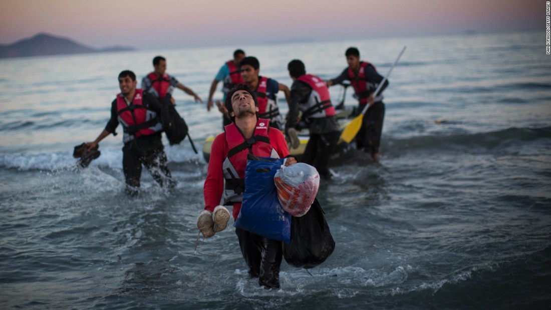 Afgan mülteci: Türkiye'ye dönmektense ölmeyi tercih ederim