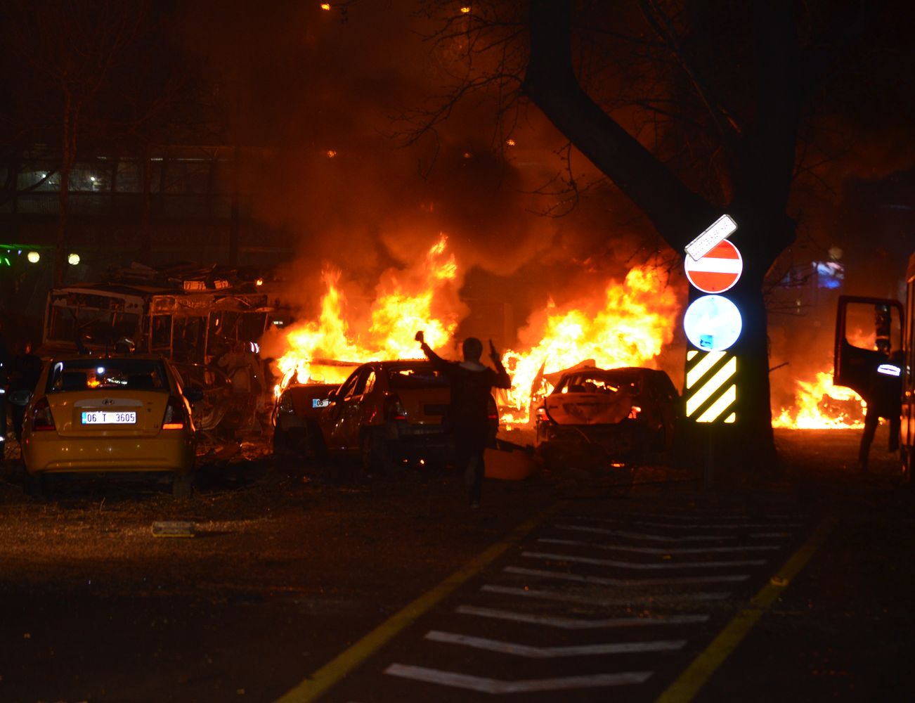 #Ankara katliamında üçüncü bombacı iddiası