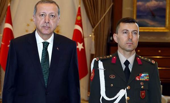 Cumhurbaşkanı Başdanışmanı: Erdoğan başyaverinin 'FETÖ'cü olduğunu biliyordu