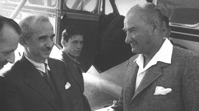 Gerici Akit ölüm yıldönümünde Atatürk düşmanlığını unutturmadı