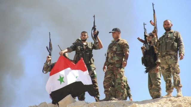 Suriye ordusu Deyr ez Zor'da kalan IŞİD’i tamamen kuşattı