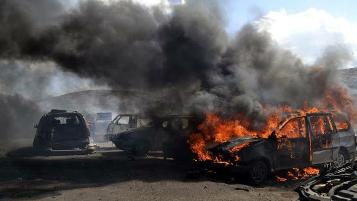 El Bab'da bombalı araçla saldırı: Çok sayıda ölü var