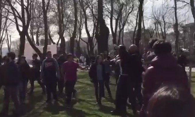 VİDEO | Bilgi Üniversitesi'nde 8 Mart etkinliğine gerici saldırı