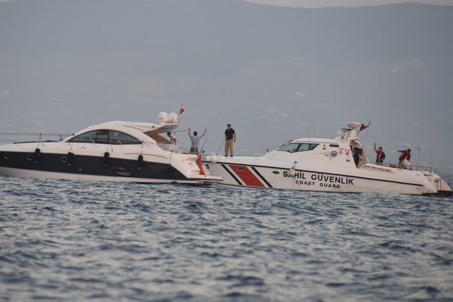 Kıvanç Tatlıtuğ'un teknesine Sahil Güvenlik baskını