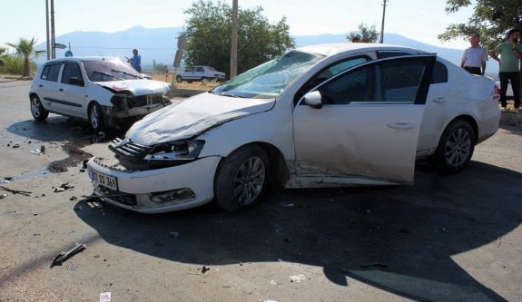 HDP'li vekilin aracı kaza yaptı