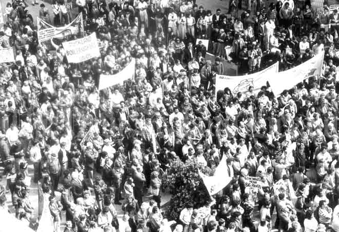 Hafıza-i Beşer | 7 Eylül 1976: Yol İş Sendikası'ndan 590 işyerinde grev kararı