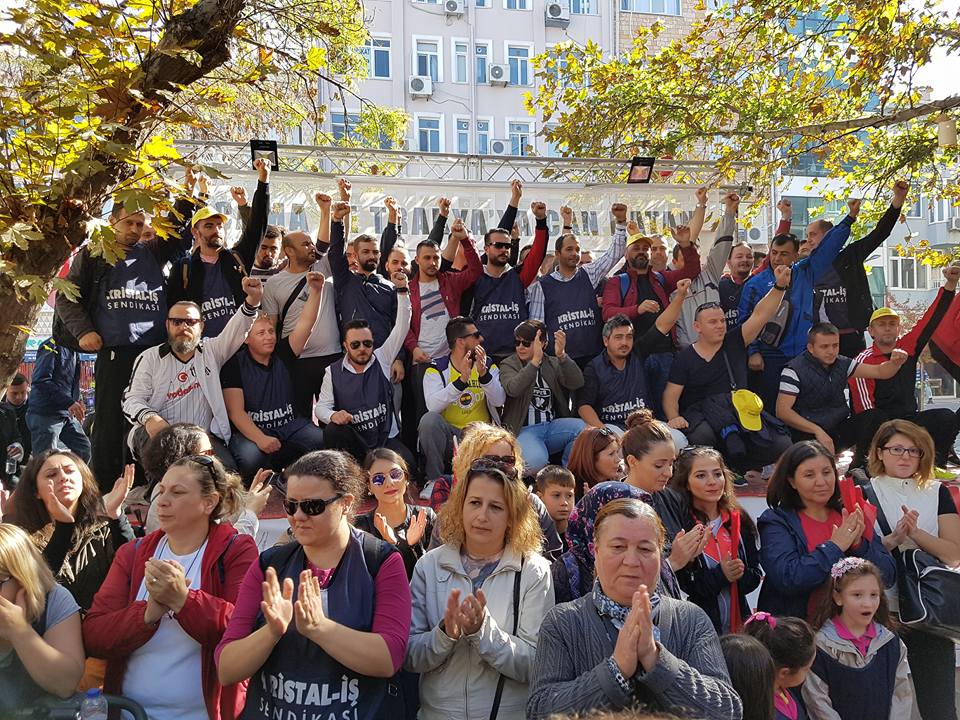VİDEO | Cam işçilerinin avukatı Erkan Kılıç'tan yürüyüşün yasaklanması sonrasında açıklamalar