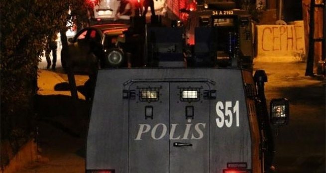 Siirt'te zırhlı polis aracı 6 yaşındaki çocuğu ezerek ölümüne yol açtı!