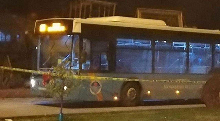 Seyir halindeki belediye otobüsüne molotoflu saldırı