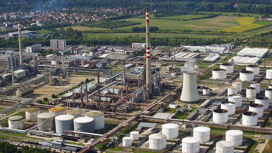 Çekya'da kimyasal tesiste patlama: Çok sayıda ölü var