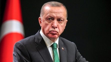 CHP'den Erdoğan'a: Törenlere neden katılmadığını açıkla, özür dile