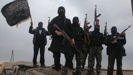 Suriye'de gerici provokasyon devam ediyor: El Nusra'lı teröristler 38 el ateş açtı
