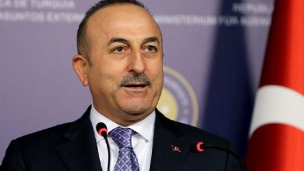 Dışişleri Bakanı Mevlüt Çavuşoğlu, 11 yıl aradan sonra Mısır'a resmi ziyarette bulundu