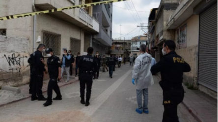 Adana'da polis, 'dur' ihtarına uymadığı iddiasıyla 19 yaşındaki genci vurdu