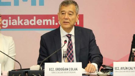 Türk Eczacıları Birliği: Devletin verdiği 5 maske yeterli değil