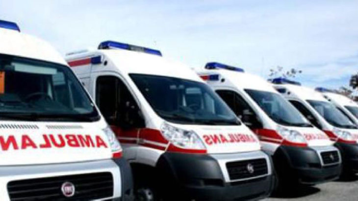 AKP'li başkan belediyeye ait ambulansı canlı yayın aracı yaptı