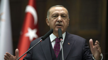 Erdoğan'dan 'Makus kaderden kaçış yok' başlıklı köşe yazısına suç duyurusu
