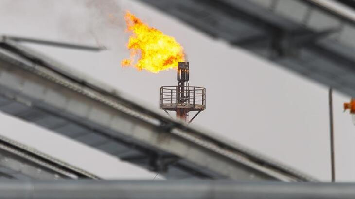 Azerbaycan, Türkiye'ye acil durum gazı tedariğine başladı