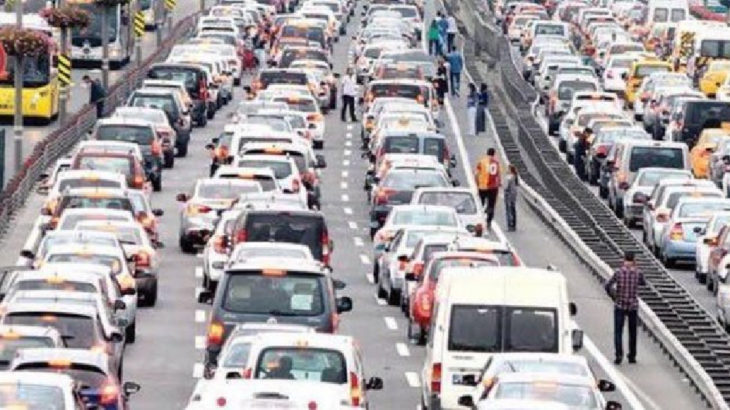 İstanbul trafiğinde 'normalleşme' yoğunluğu