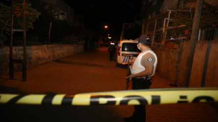 Kağıthane'de silahlı saldırı: 1'i çocuk 3 kişi yaralandı
