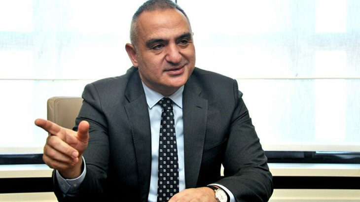 Turizm Bakanı, patron Nuri Ersoy talimatı verdi: 17 Mayıs itibariyle vaka sayıları 5 binin altına inecek