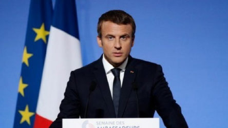 Macron: Cezayir'den af dilemek zorunda değilim