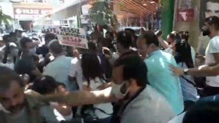 Çocuk istismarı protestosuna polis saldırısı