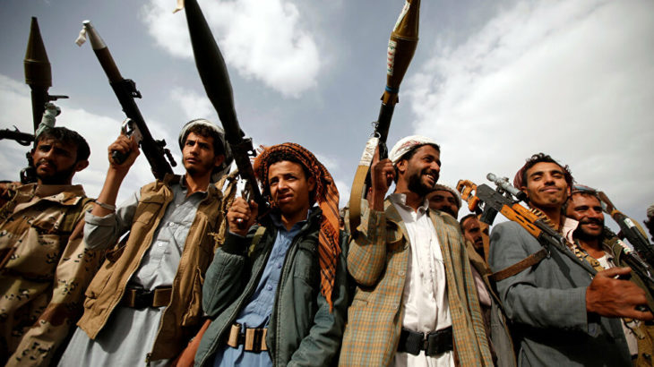 Yemen'de Husiler, koalisyon güçlerinin de bulunduğu askeri üsse saldırdı: 30 ölü, 60 yaralı