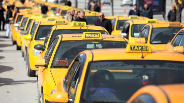 750 minibüsün taksiye dönüştürülmesine ilişkin yürütmeyi durdurma kararı kaldırıldı