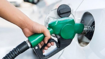 Benzinin litre fiyatı 7 lirayı aştı