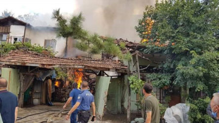 Çorum'da bir evde yangın: 5 kişi hayatını kaybetti