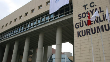 SGK Duyurdu: SMA hastalarının ilaçları temin edilmeye devam edilecek
