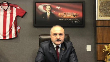 Eski MHP'li Erhan Usta, İyi Parti'ye geçiyor