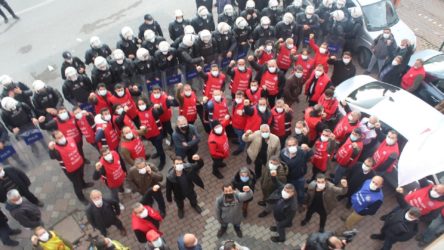 Ankara'ya yürümek istediği için gözaltına alınan 109 metal işçisi serbest bırakıldı