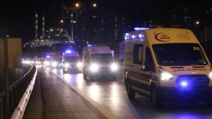 İstanbul'da konvoy halindeki 61 ambulans paniğe neden oldu