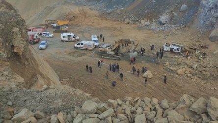 Arnavutköy'de taş ocağında göçük: 2 işçi hayatını kaybetti
