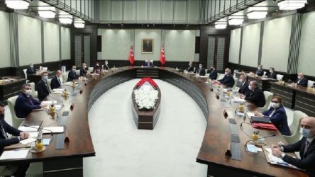 Kulis: Erdoğan kabinede ve parti yönetiminde değişiklikler yapacak