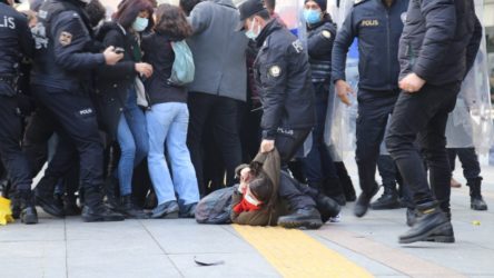 Ankara'da Melih Bulu eylemine polis müdahalesi: 30 gözaltı