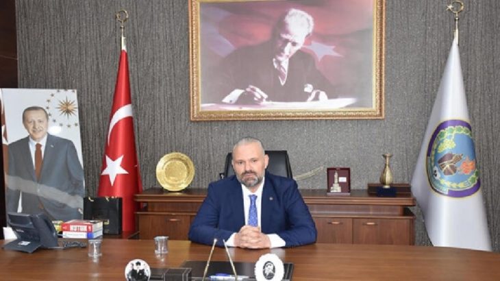 Menemen Belediyesi'nin AKP'li Başkan Vekili, 661 işçiyi işten çıkardı