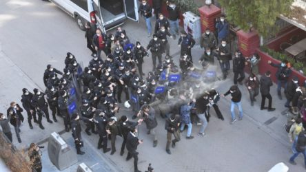 Ankara'da Boğaziçi'ne destek eylemine müdahale: 22 gözaltı