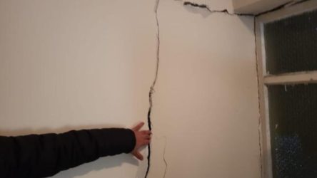 Kayseri'de 4,6 büyüklüğünde deprem: Evlerde çatlaklar oluştu