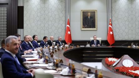 Erdoğan: Türkiye'nin yeni bir anayasayı tartışmasının vakti gelmiştir